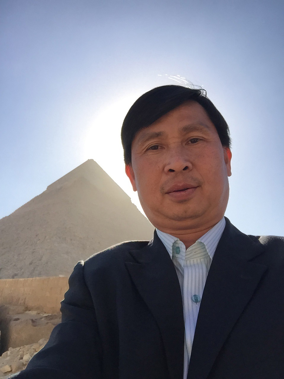 Ông Mai Trí Hiếu