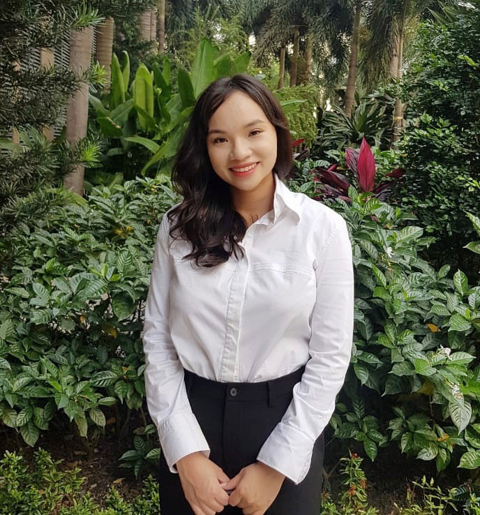 Bà Trần Bích Nga