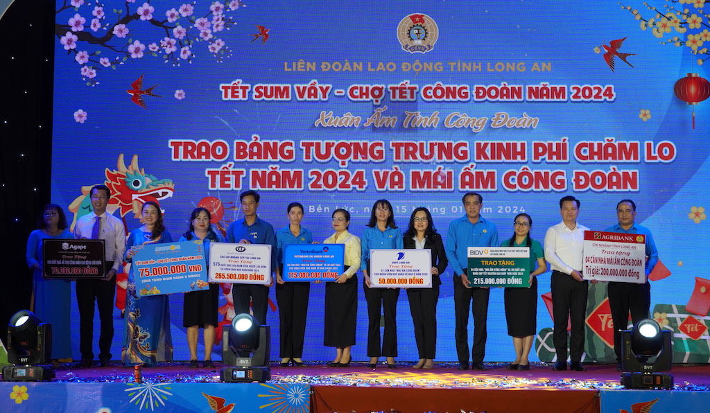 Long An Tết sum vầy – Xuân ấm tình Công đoàn