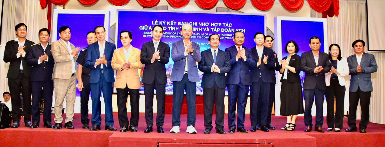 HIỆP HỘI DOANH NGHIỆP TỈNH LONG AN THAM DỰ LỄ KÝ KẾT BẢN NGHI NHỚ HỢP TÁC PHÁT TRIỂN HỆ THỐNG LOGISTICS GIỮA TỈNH TÂY NINH VÀ TẬP ĐOÀN YCH (SINGAPORE)